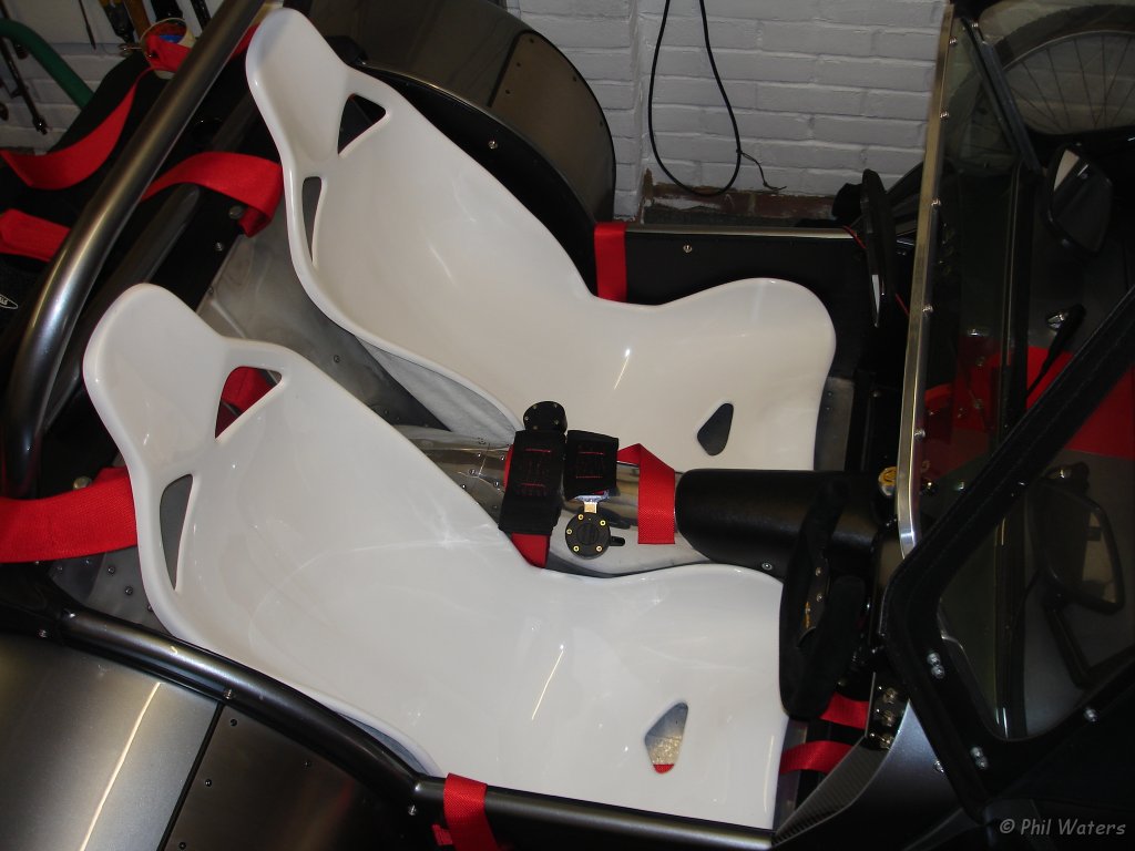 Triton_seats 031.jpg